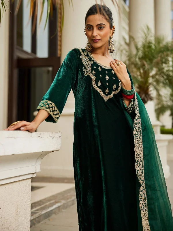 Women Green Embroidered Straight Kurta Trousers With Dupatta set Wide Leg Loose Fit Mid Waist Wide Leg Loose Fit Mid Waist Women Green Embroidered Straight Kurta Trousers With Dupatta set Wide Leg Loose Fit Mid Waist Wide Leg Loose Fit Mid Waist