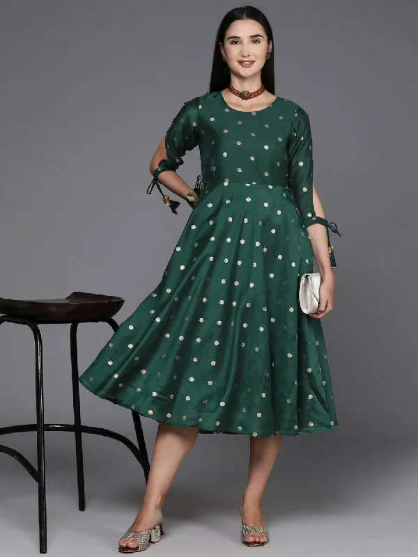 Ahalyaa Women's Traditional wear Ethnic Dress - Green