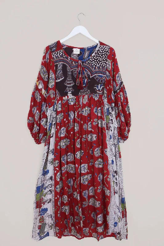 SALE Daisy Maxi Smock Dress - Here Come the Drums - Vintage Cotton - Size M/L