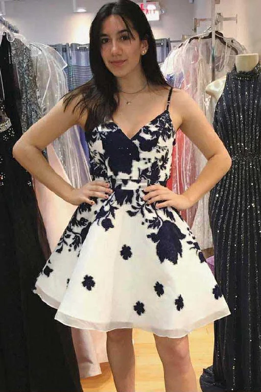 Ivory Short Cheap V Neck Lace Appliques A Line Homecoming Dresses DMB89
