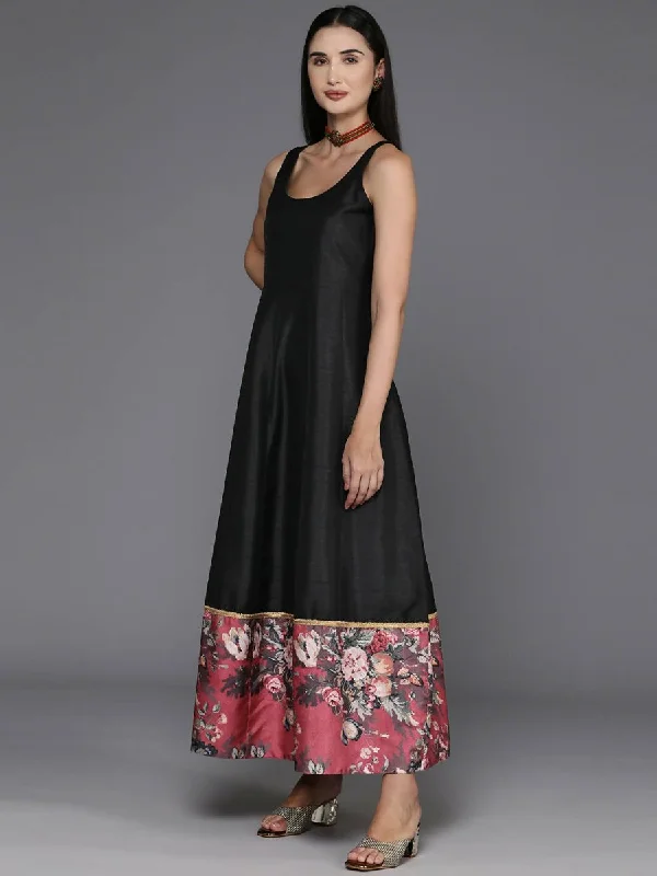 Ahalyaa Women's Traditional wear Ethnic Dress - Black