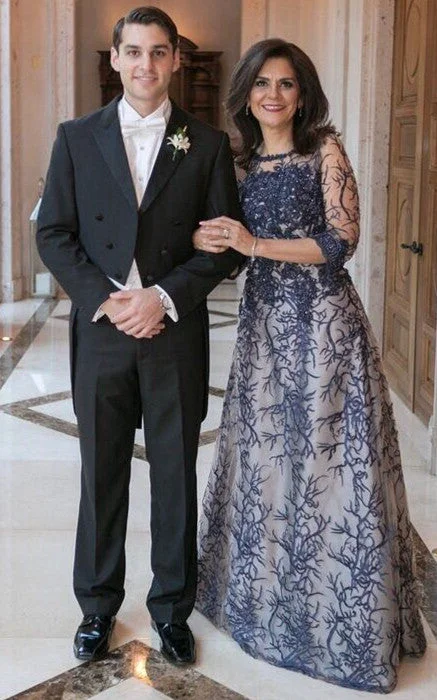 Exquisite A Line Lace Mother of the Bride Dress with Appliques-334564