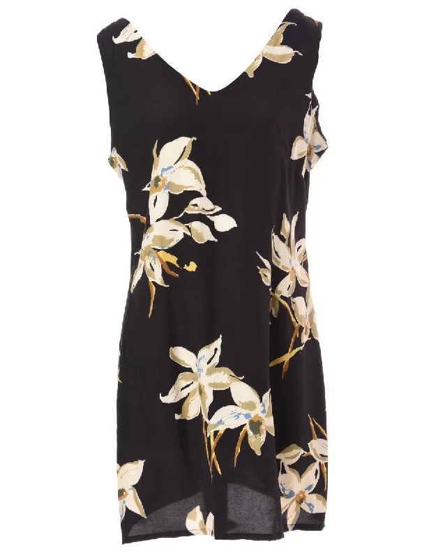 Label Floral Short Dress Crew Neckline Casual Crew Neckline Casual